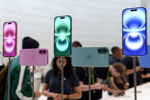 Nach Trumps Strafzöllen hat China nun angekündigt, die Einfuhrzölle auf US-Waren anzuheben. Dies trifft insbesondere das iPhone, welches zum Großteil in China hergestellt wird.