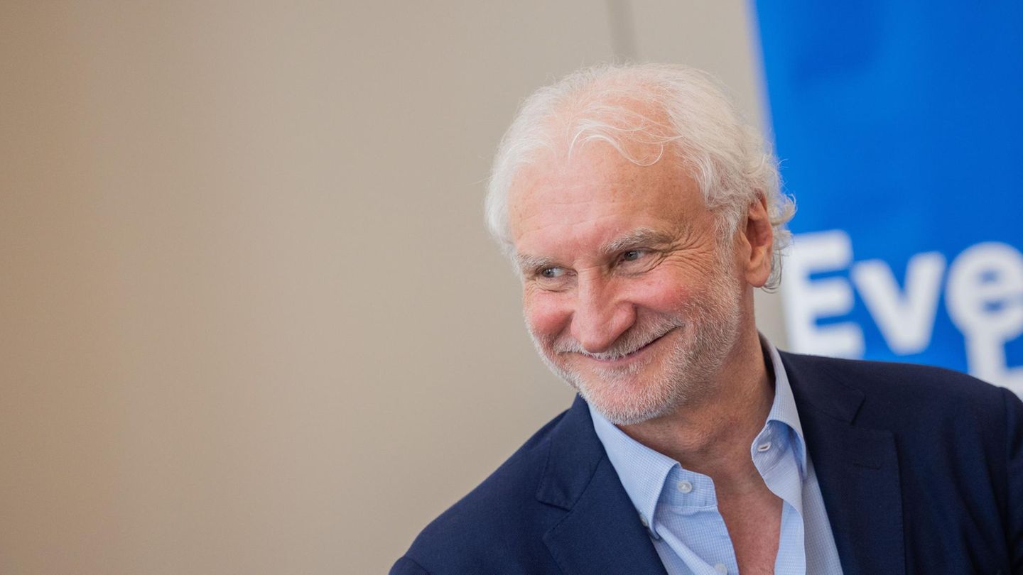 Rudi bleibt: DFB verlängert mit Sportdirektor Völler bis 2028