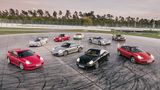Porsche 996 Familie  Der Porsche 911 dieser Generation wurde innerhalb weniger Jahre zu einer echten Großfamilie. Porsche 996 Turbo, 996 GT2 oder die Rennversionen sind heute besonders begehrte Klassiker mit stark gestiegenen Preisen – gerade ab dem Jahrgang 2003