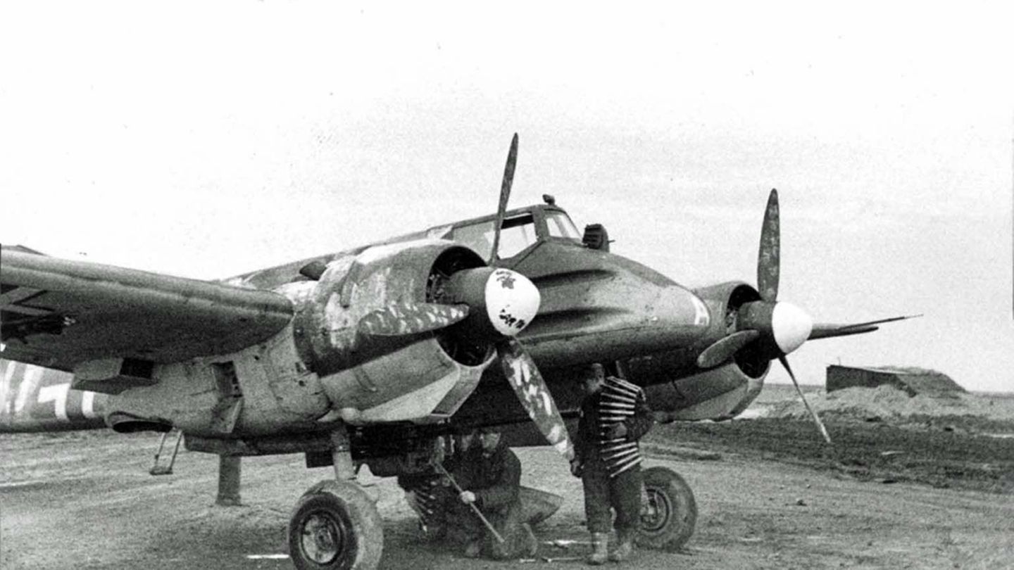 Die Henschel Hs 129: Auffällig ist der dreieckige Querschnitt des Rumpfes