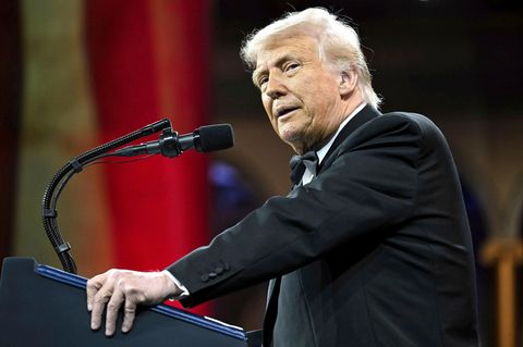 Donald Trump hält auf der NRCC eine Rede