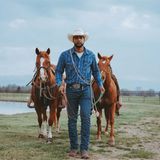 Ohne gut ausgebildete Pferde könnte kein Cowboy etwas ausrichten. In diesem Job sind die Tiere keine bloßen Arbeitsgeräte, sondern echte Partner, die mit entsprechender Wertschätzung behandelt werden