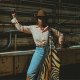 Cowboys, das sind ausschließlich Jungs? Nein, der Alltag sieht heute ganz anders aus. Frauen wie Jadayia Kursh aus Oklahoma machen den anstrengenden Job genau so gern und gut wie ihre männlichen Kollegen