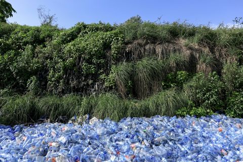 Plastikhalde in Libreville in Gabun