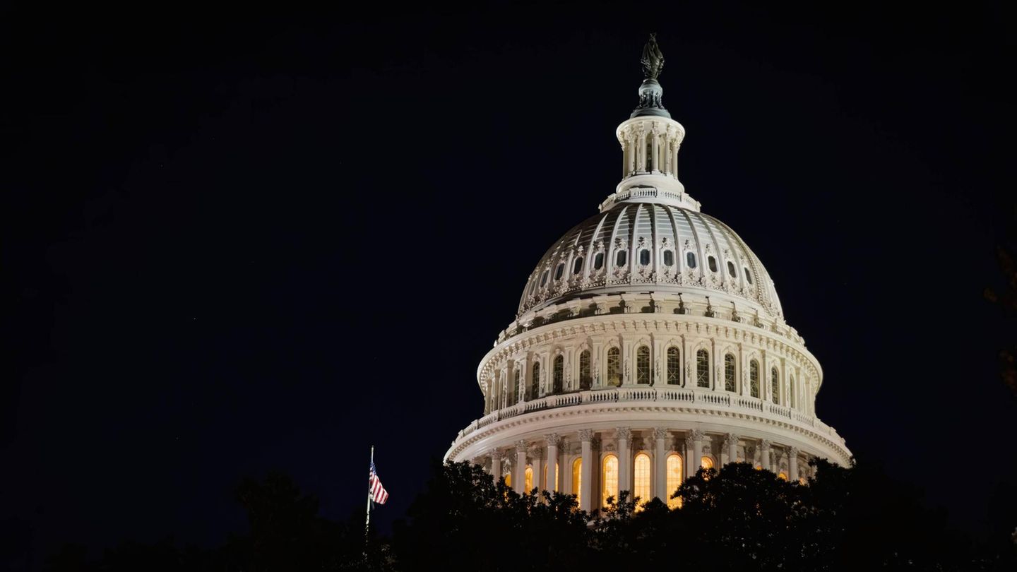 Donald Trump prevails: Congress paves away for tax cuts