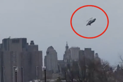 Ein Foto zeigt den Hubschrauber-Absturz in New York