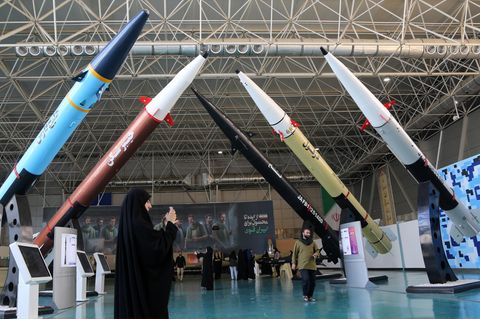 Raketen-Show der Revolutionsgarden in Teheran im Oktober 2024