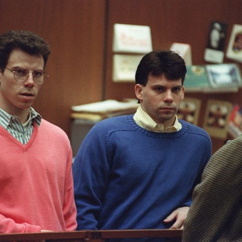 Erik Menendez (l.) und sein Bruder Lyle (r.)