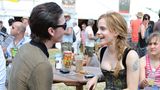 Emma Watson und George Craig beim Turteln auf dem Glastonbury Festival 2010