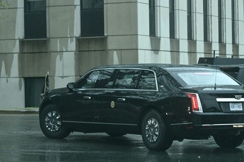 Trump-Limousine vor Militärkrankenhaus