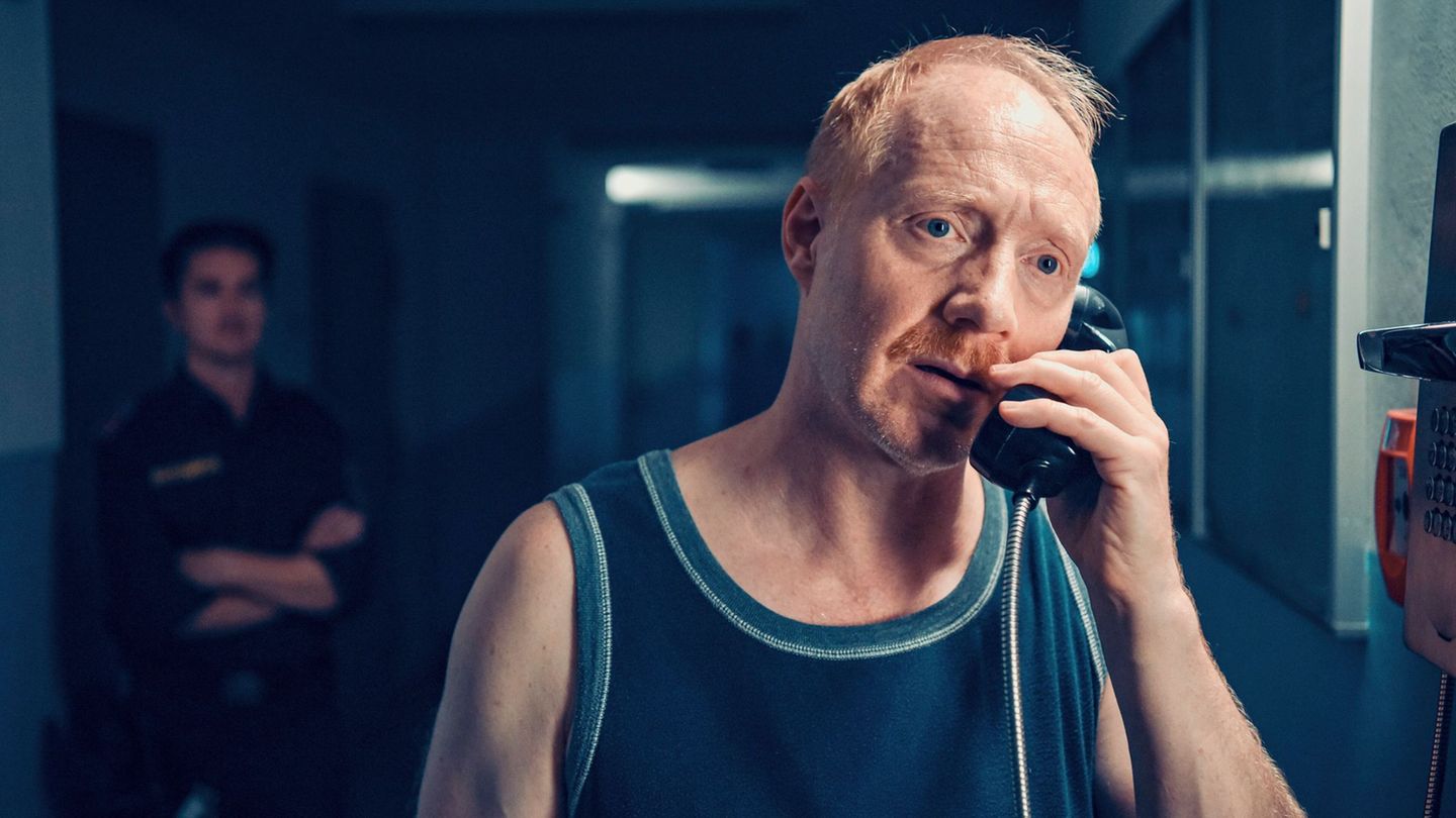 "Inkasso Heinzi" (Simon Schwarz) ist eine beliebte Kultfigur aus dem Wiener "Tatort". Foto: Hubert Mican/ARD Degeto Film/ORF/dpa