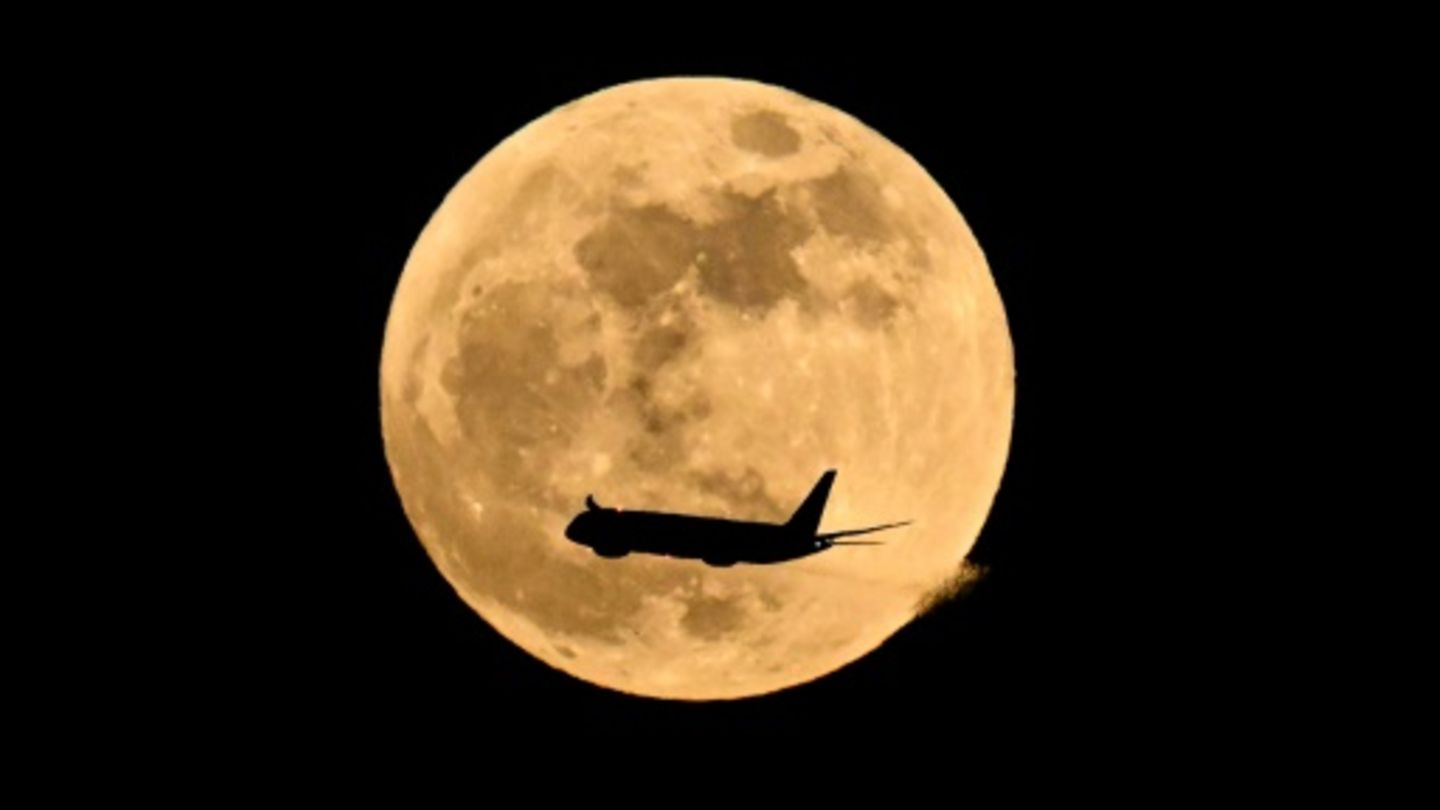 Flug durch die Nacht