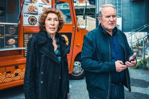 Adele Neuhauser und Harald Krassnitzer in ihren "Tatort"-Rollen als Ermittler Bibi Fellner und Moritz Eisner