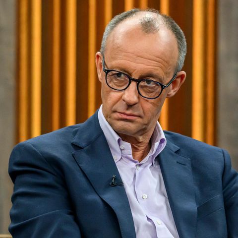 In Abstimmung mit den Verbündeten: Als Kanzler will der CDU-Vorsitzende Friedrich Merz – hier am Sonntag in der ARD-Sendung "Caren Miosga" – den Taurus an die Ukraine liefern