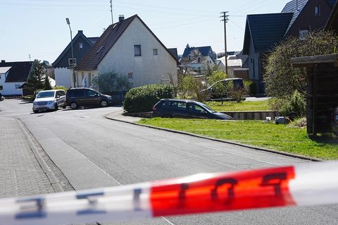 Dreifach-Mord im Westerwald: Täter auf der Flucht: Fallanalytiker über die Fahndung im Westerwald