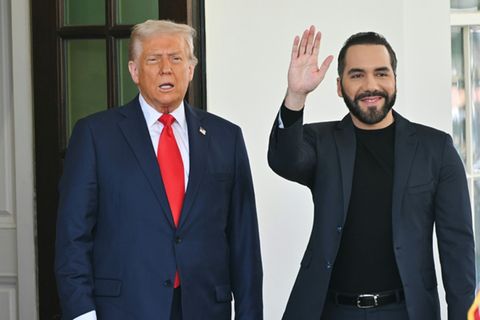 Trump (l.) mit dem Staatschef El Salvadors, Nayib Bukele
