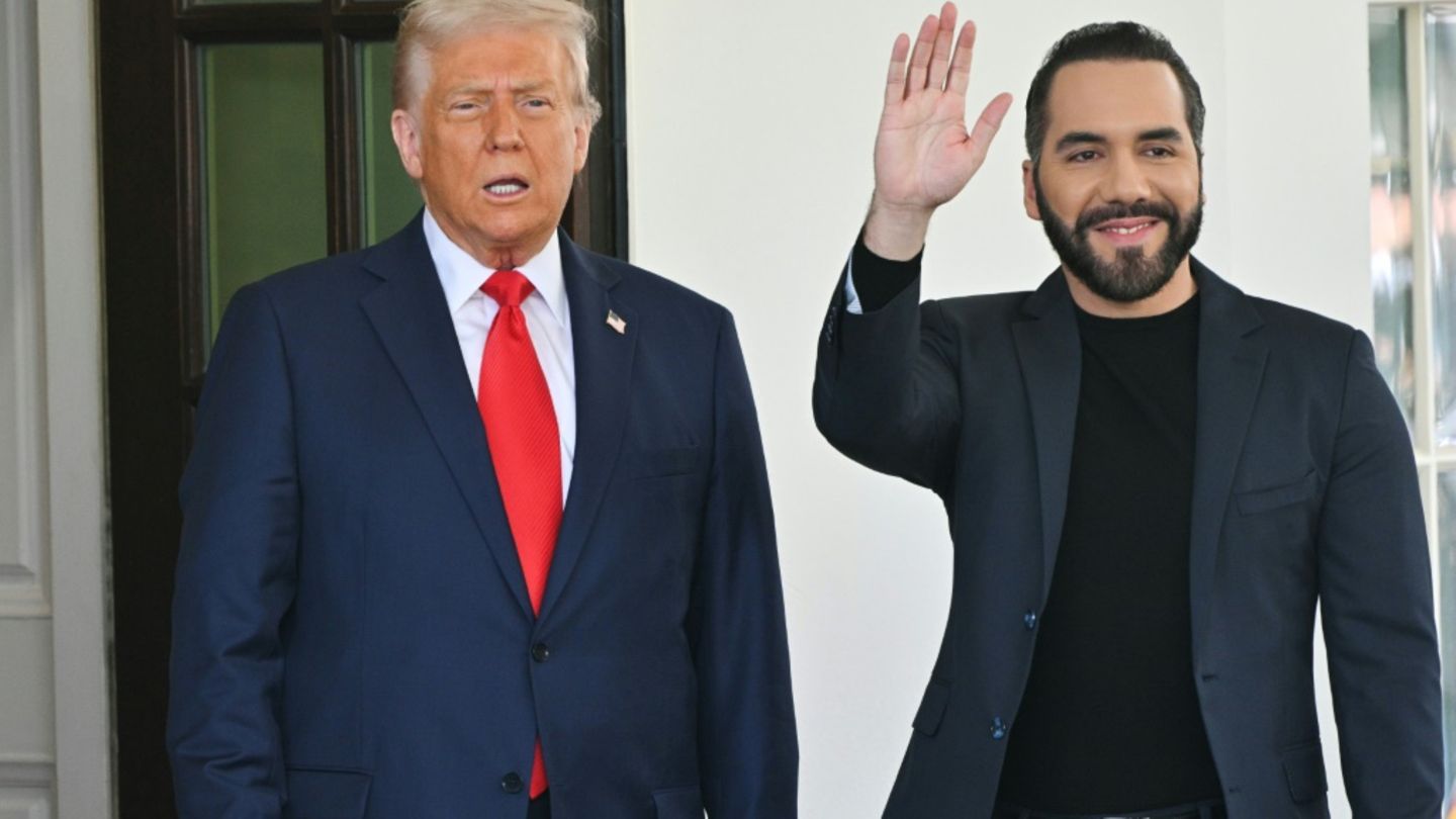 Trump (l.) mit dem Staatschef El Salvadors, Nayib Bukele