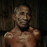 Dieser Mann kann ohne Wasser seine Waren nicht mehr verkaufen