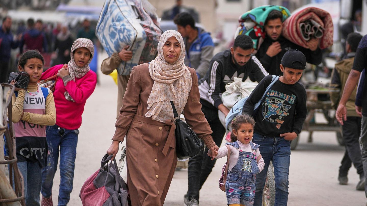 Gaza strips are checked by Israel to more than two thirds