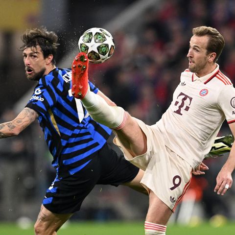 Münchens Harry Kane (r.) und Inters Francesco Acerbi kämpfen im Champions-League-Hinspiel um den Ball