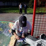88 Jahre alter Skateboarder