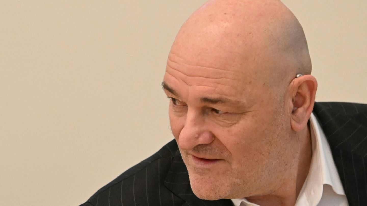 Robert Crumbach