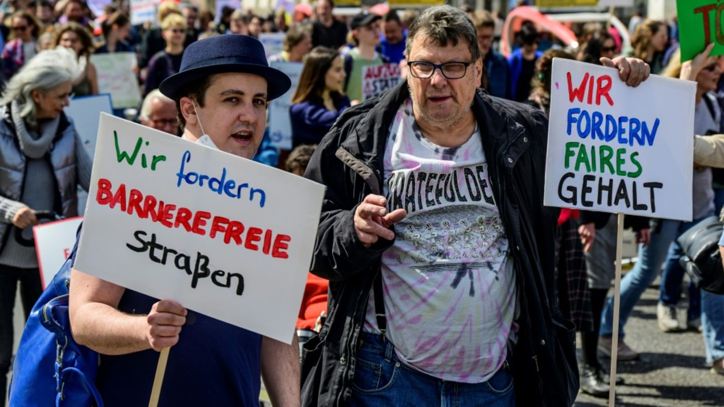 Demonstration von Menschen mit Behinderungen 2023