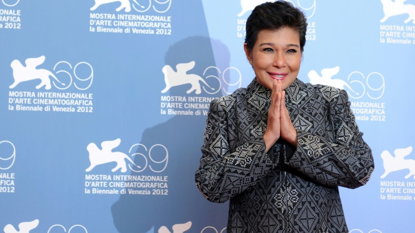 Nora Aunor 2012 bei den Filmfestspielen in Venedig