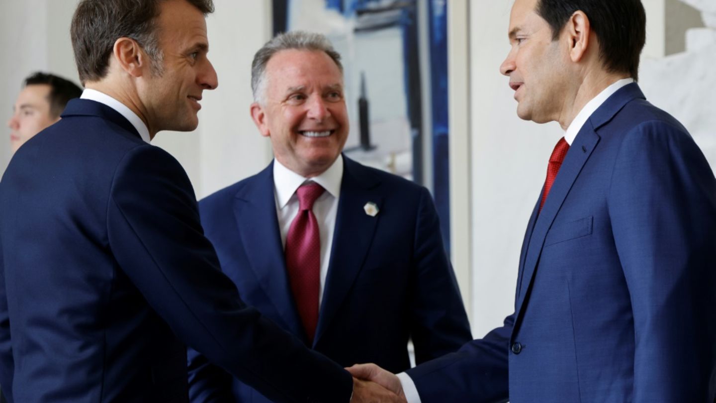 Internationale Ukraine-Gespräche mit US-Vertretern in Paris