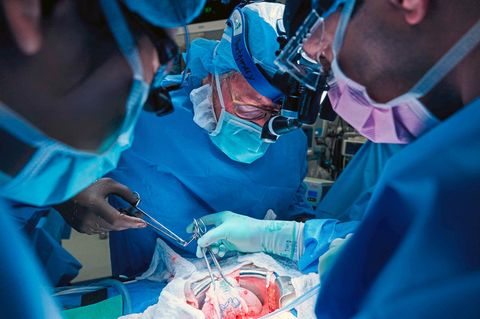 Robert Montgomery während Nierentransplantation