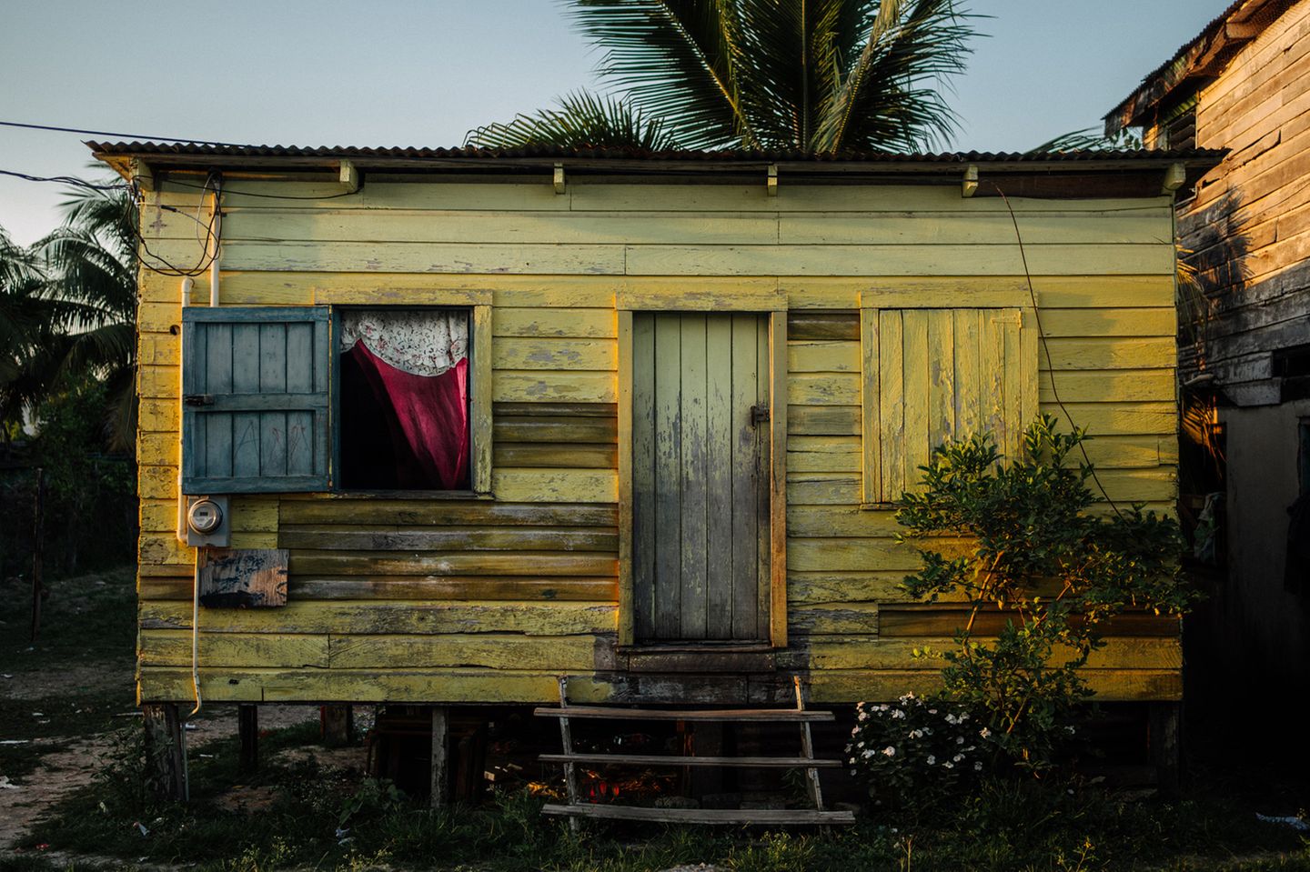Vom Wetter verwittert Haus in Belize