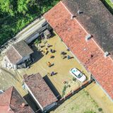 Die große Niederschlagsmenge von einem Meter binnen weniger Stunden hingegen überraschte Behörden und Einwohner.