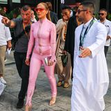 Vip News: Jennifer Lopez auf dem Weg zur Ferrari-Box
