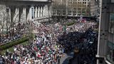 Tausende demonstrieren in New York gegen US-Präsident Donald Trump