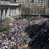 Tausende demonstrieren in New York gegen US-Präsident Donald Trump