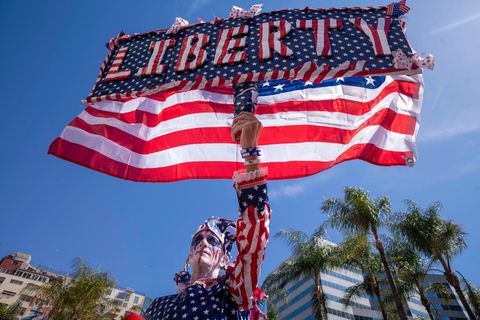 "Nicht für diesen Mist gekämpft": Veteran wird auf Anti-Trump-Demo festgenommen