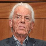 Der ehemalige Real-Madrid-Trainer starb am 10. April im Alter von 82 Jahren. Beenhakker betreute von 1986 bis 1989 sowie später von November 1991 bis Sommer 1992 für knapp vier Spielzeiten die Königlichen aus Madrid. Weniger erfolgreich war er bei seinen Auftritten als Nationaltrainer. Der Niederländer betreute bei der WM 1990 in Italien sein Heimatland und bei der WM 2006 in Deutschland Außenseiter Trinidad & Tobago – blieb aber in all seinen sieben WM-Partien sieglos