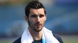 Ein Verkehrsunfall riss den kroatischen Ex-Fußballnationalspieler am 18. April mit nur 39 Jahren aus dem Leben. Der 15-malige Nationalspieler nahm mit Kroatien an der EM-Endrunde 2008 teil und lief unter anderem für Dinamo Zagreb, die AS Monaco und Red Bull Salzburg auf. Er gewann dabei Meistertitel, 2010 auch mit Salzburg unter Trainer Huub Stevens. 2015 beendete er den Verbandsangaben zufolge wegen einer schweren Erkrankung seine professionelle Karriere, spielte aber in unteren Ligen für mehrere Vereine weiter