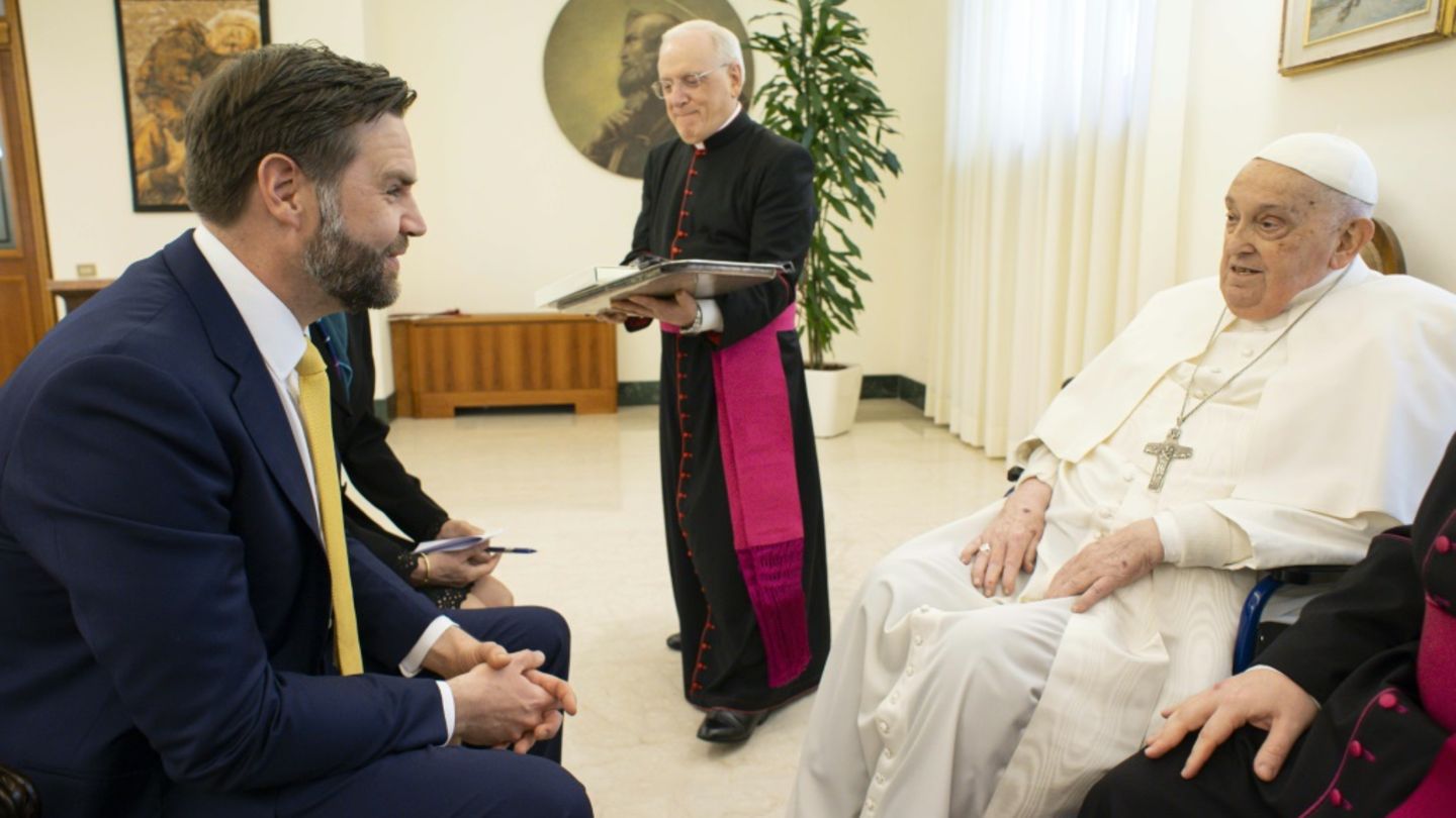 Vance mit Papst Franziskus im Vatikan