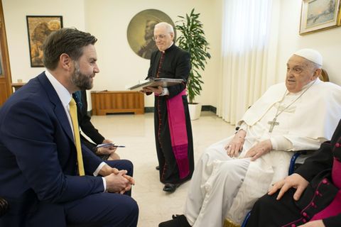 Vance mit Papst Franziskus im Vatikan