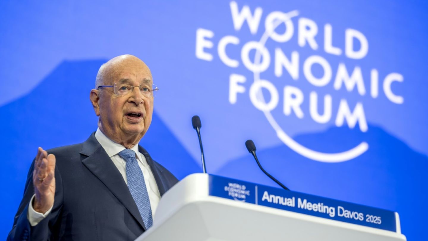 Klaus Schwab