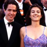 Elizabeth Hurley mit Schauspieler Hugh Grant im Mai 1994