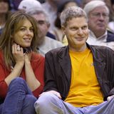 2001 folgte eine kurze, aber folgenreiche Romanze mit dem Milliardär Steve Bing