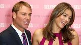 Nach der Scheidung von Nayar im Jahr 2011 datete Hurley den australischen Cricketspieler Shane Warne