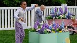 Schon um 6.30 Uhr morgens hatten sich lange Schlangen gebildet, Eltern und Kinder schick gekleidet. Die Einladungen liefen über eine Lotterie. Das Fest sollte bis zum frühen Abend gehen