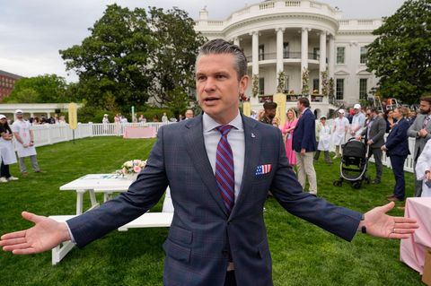 Pete Hegseth Chat Signal