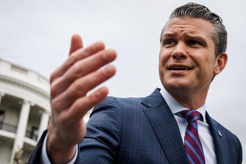 Trump-Loyalist seit Tag eins: US-Verteidigungsminister Pete Hegseth