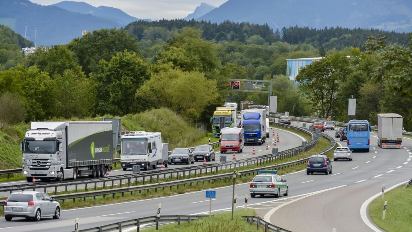 Verkehr auf einer Autobahn