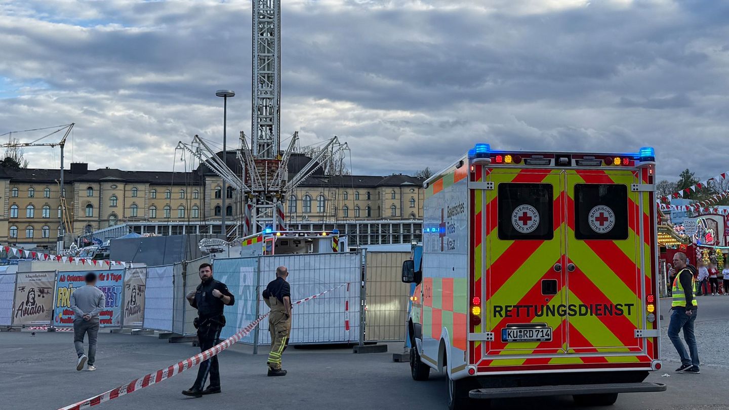 Sechs Verletzte: Betroffenheit nach Karussellunfall - Ursache noch unklar