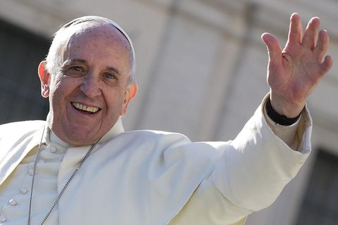 Papst Franziskus während der Generalaudienz am Tag seines 78. Geburtstags auf dem Petersplatz im Vatikan